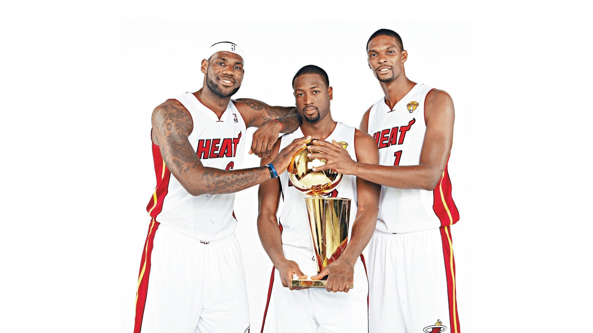 开云入口-莱万多夫斯基新星挺进下一轮表现惊艳，公牛未来可期！